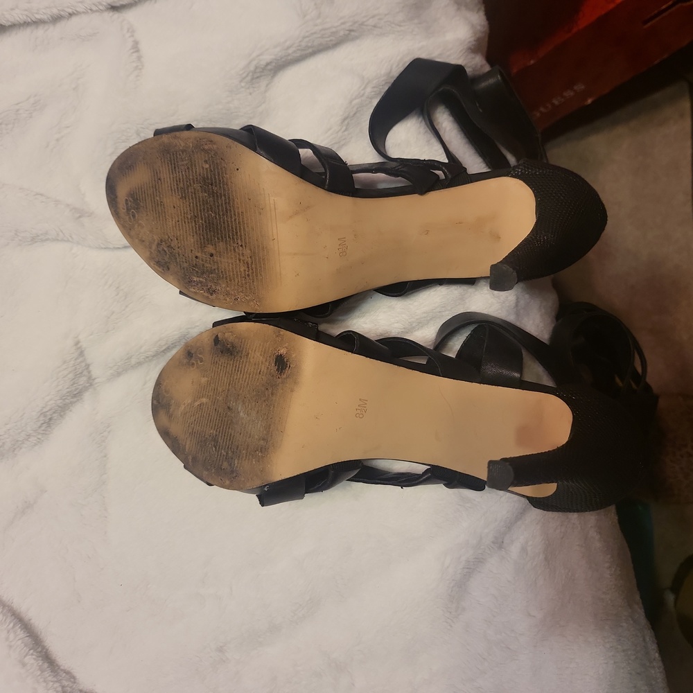 Boots - Picture 4 of 4
